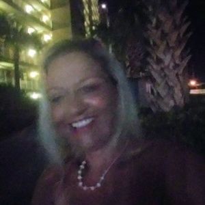 Meet your Posher, Tabitha